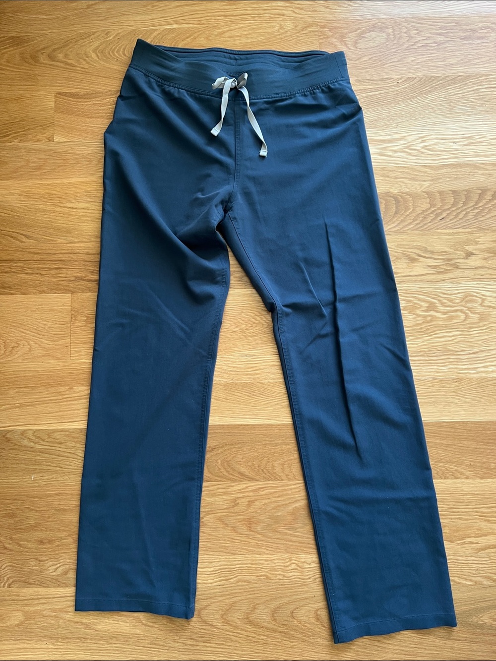 Figs Women's Dark Harbor Drawstring Scrub Pant
